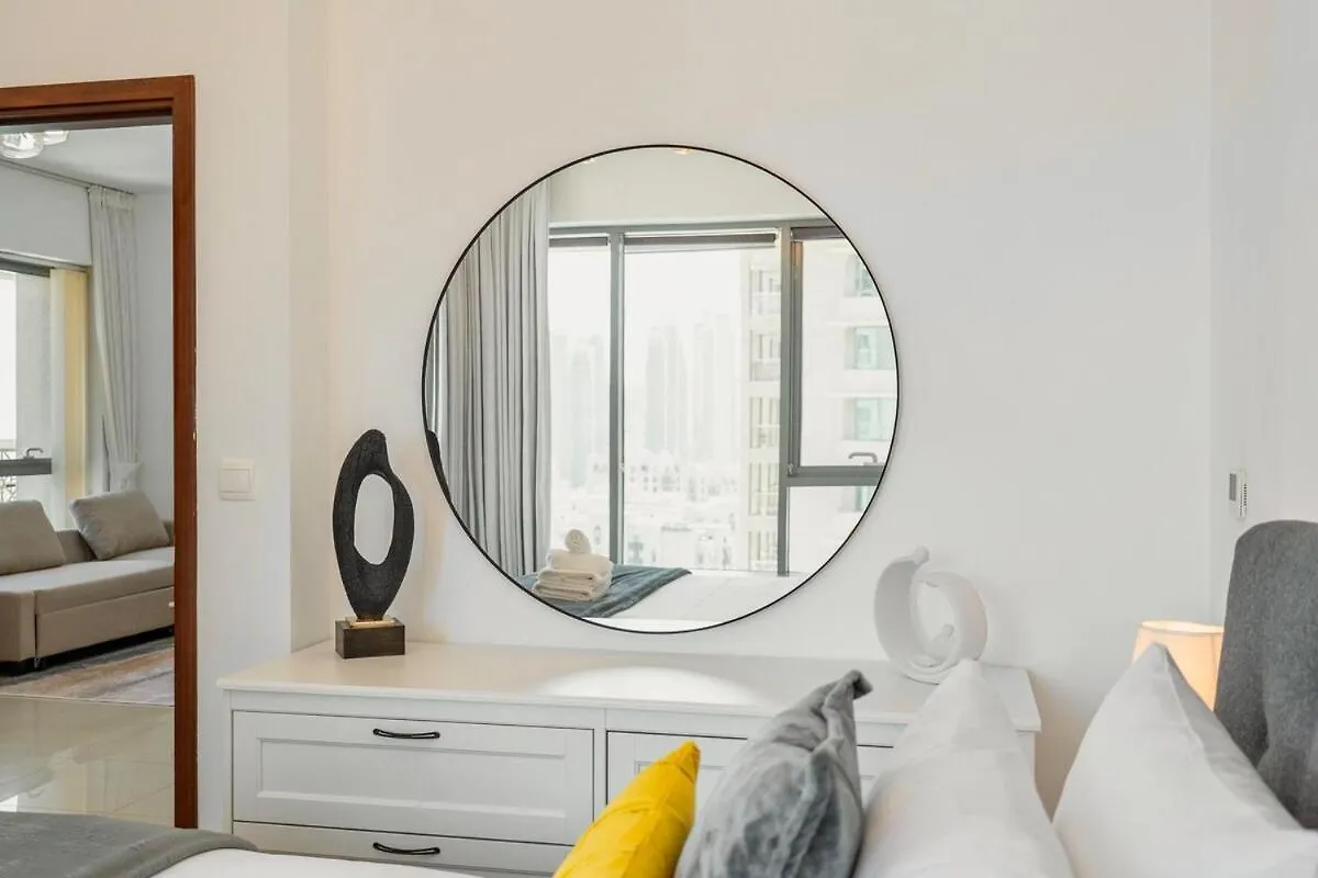29 Boulevard By Emaar 1Br 4Min Walk To The Burj And Dubai Mall United Arab Emirates